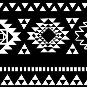 kilim black n white