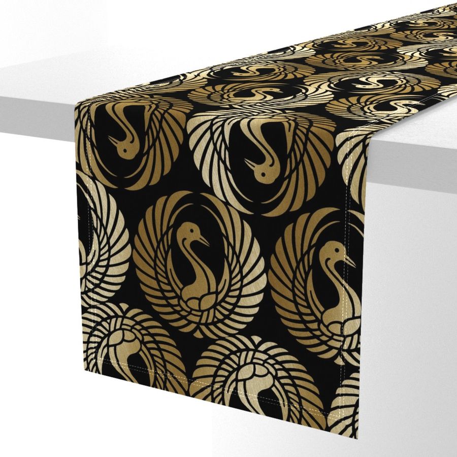 HOME_GOOD_TABLE_RUNNER