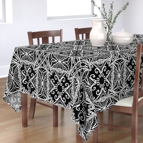 HOME_GOOD_RECTANGULAR_TABLE_CLOTH