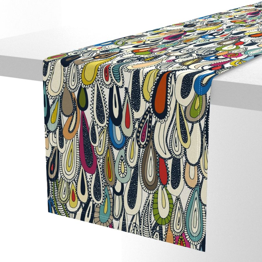 HOME_GOOD_TABLE_RUNNER