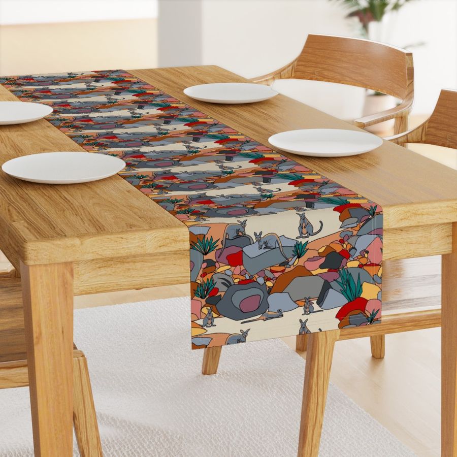 HOME_GOOD_TABLE_RUNNER