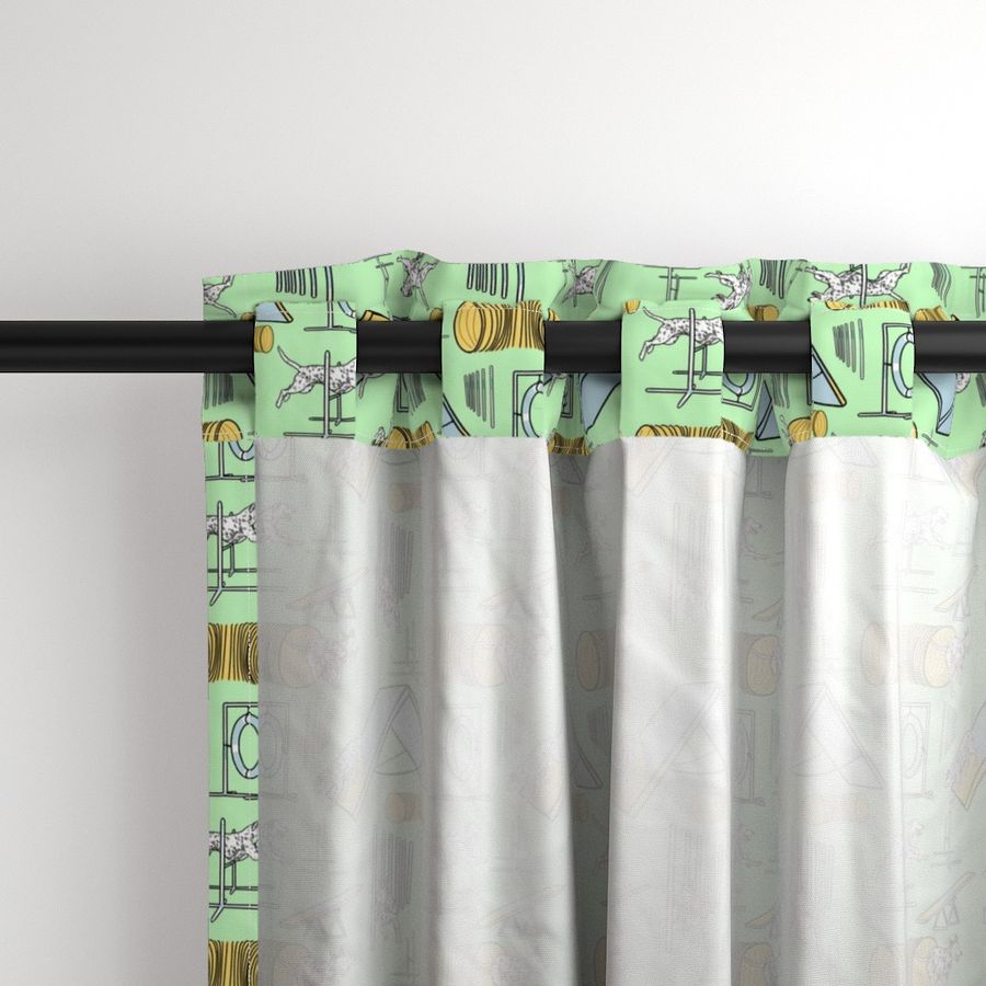 HOME_GOOD_CURTAIN_PANEL