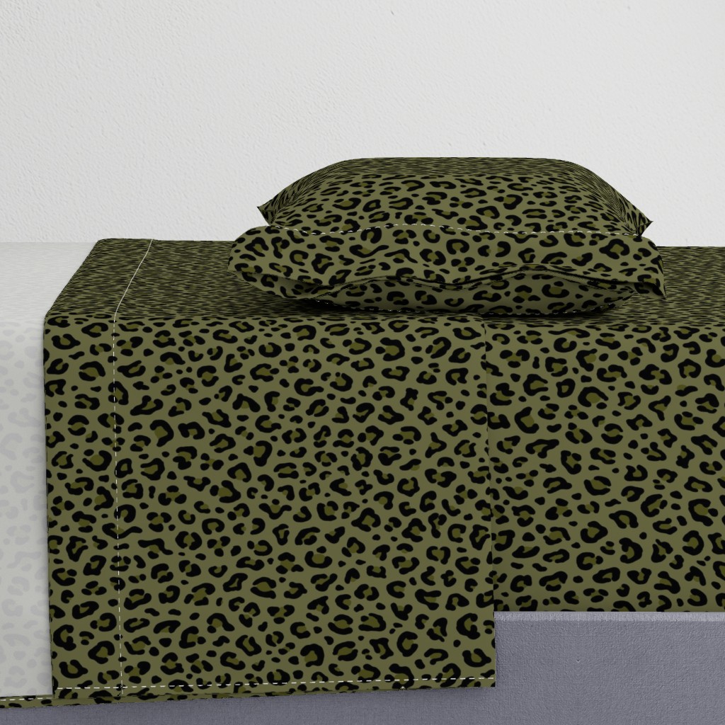 ★ CAMO LEOPARD - LEOPARD PRINT in OLIVE GREEN ★ Medium Scale / Collection : Leopard spots – Punk Rock Animal Print