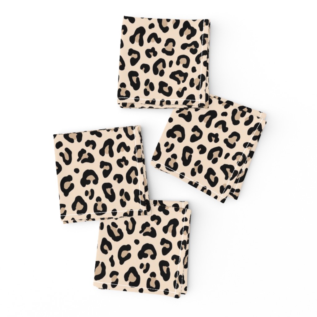 ★ BLACK and WHITE LEOPARD - LEOPARD PRINT in ECRU ★ Medium Scale / Collection : Leopard spots – Punk Rock Animal Print