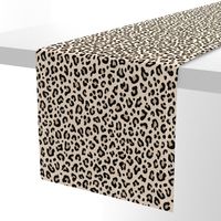 ★ BLACK and WHITE LEOPARD - LEOPARD PRINT in ECRU ★ Medium Scale / Collection : Leopard spots – Punk Rock Animal Print