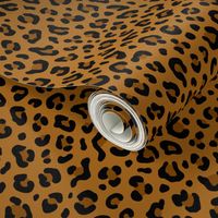 ★ LEOPARD PRINT in YELLOW OCHRE ★ Small Scale / Collection : Leopard spots – Punk Rock Animal Print