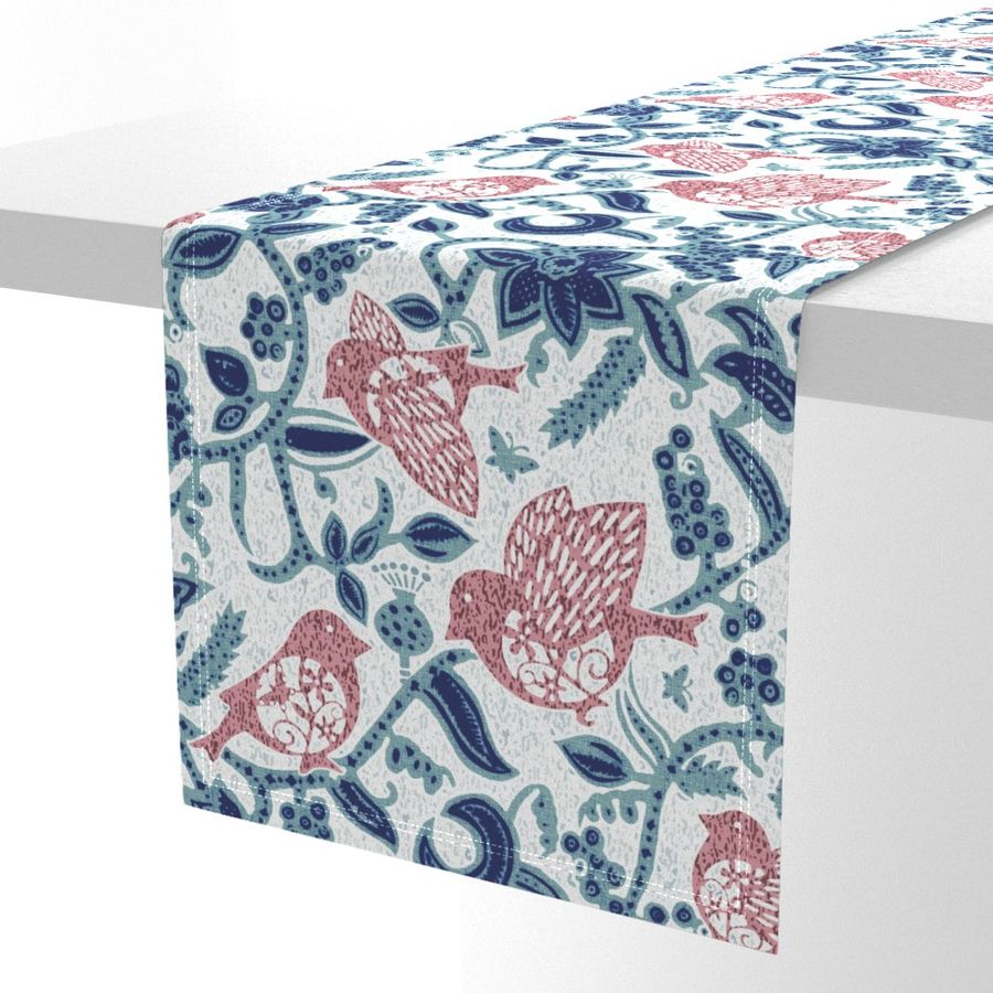 HOME_GOOD_TABLE_RUNNER