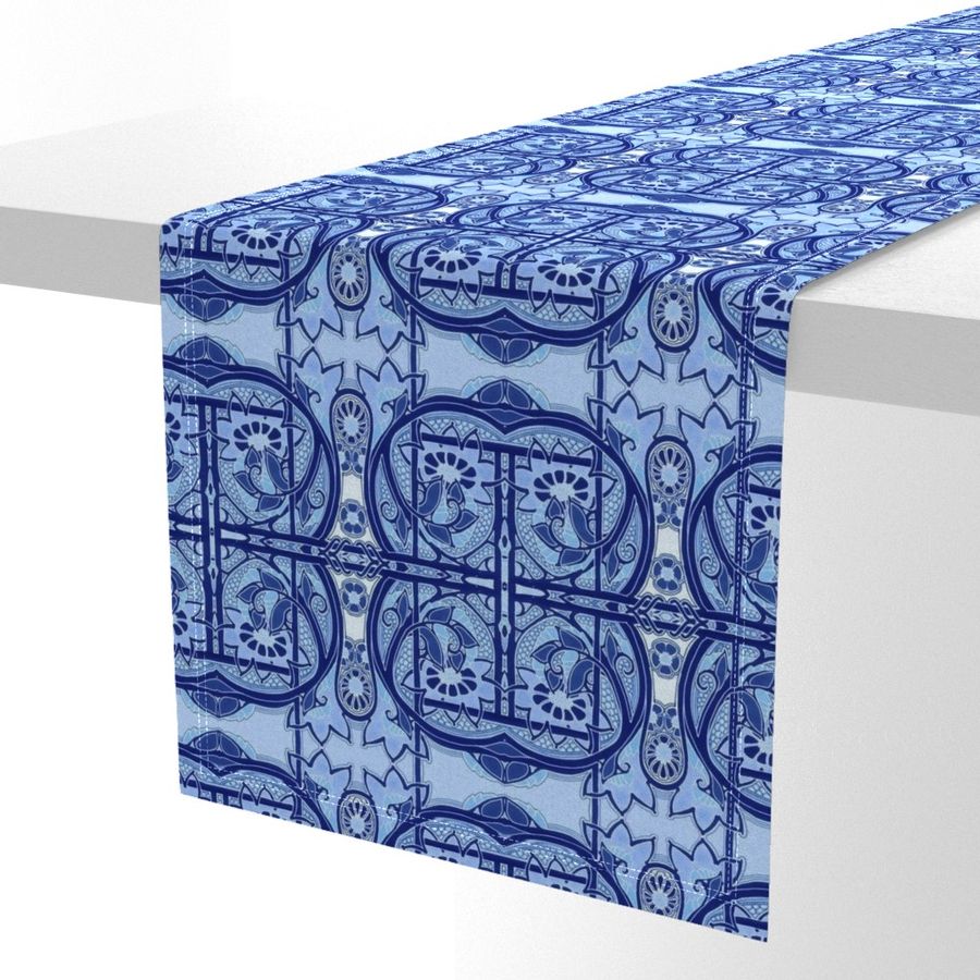 HOME_GOOD_TABLE_RUNNER