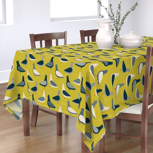 HOME_GOOD_RECTANGULAR_TABLE_CLOTH