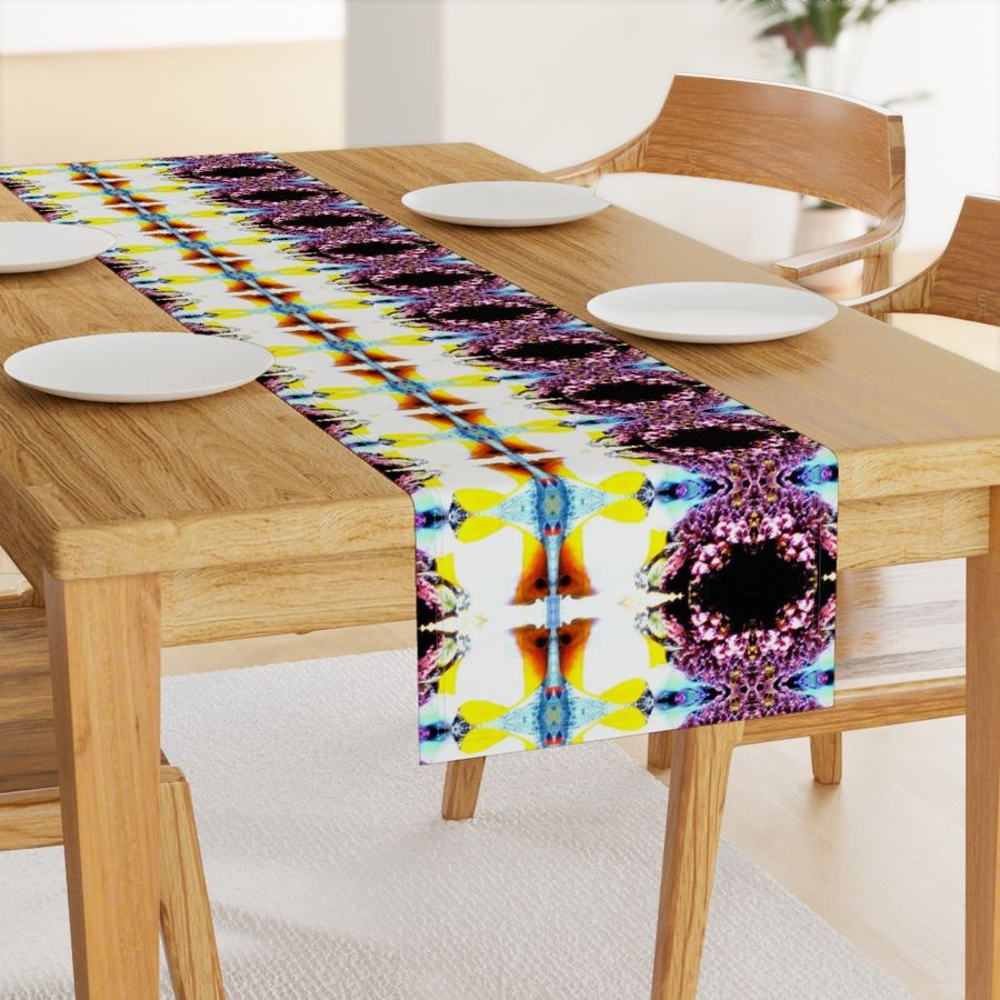 HOME_GOOD_TABLE_RUNNER