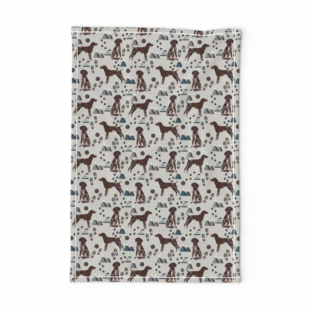 german shorthair pointer hiking dog breed fabric grey