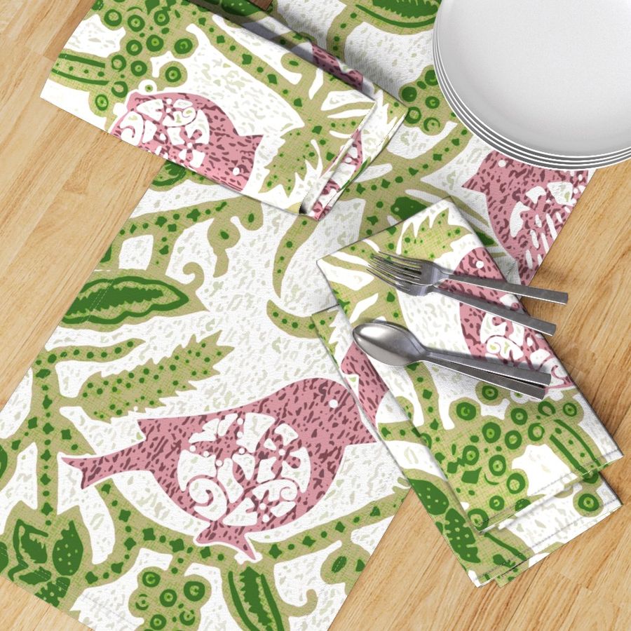 HOME_GOOD_TABLE_RUNNER