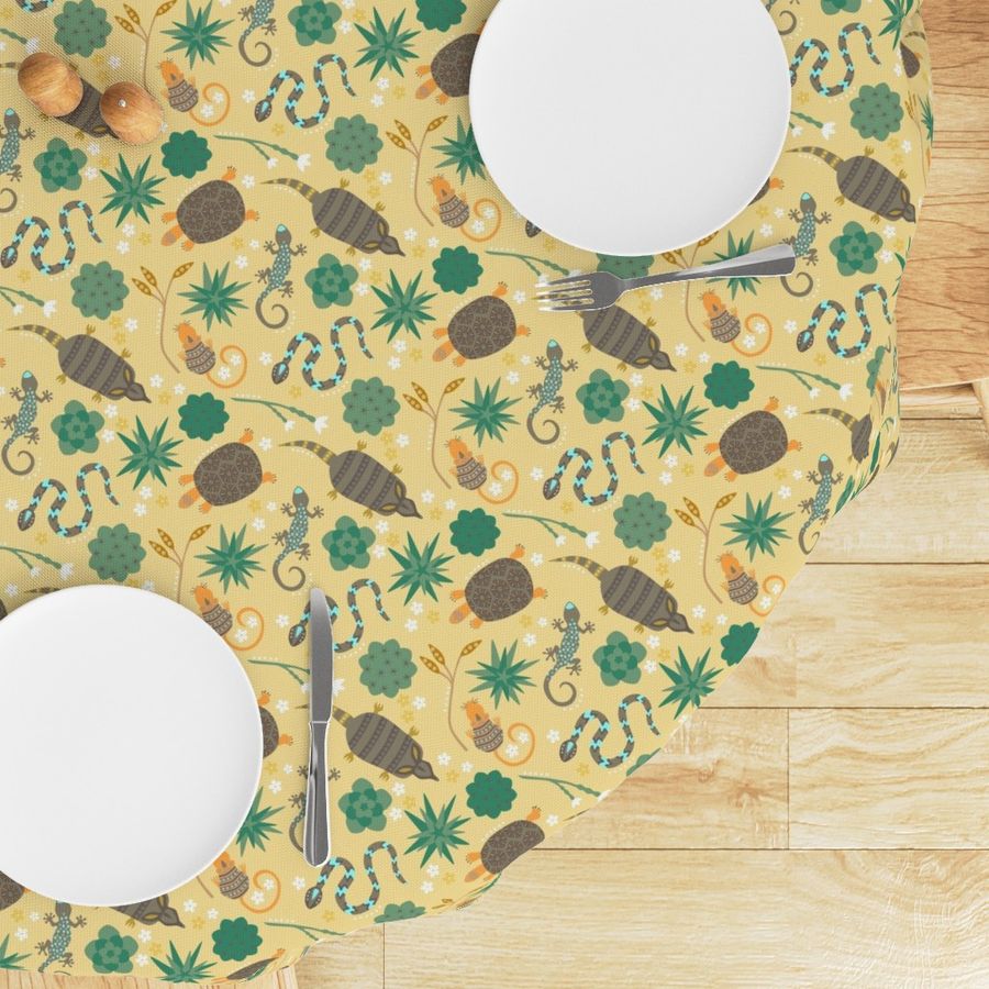 HOME_GOOD_ROUND_TABLE_CLOTH