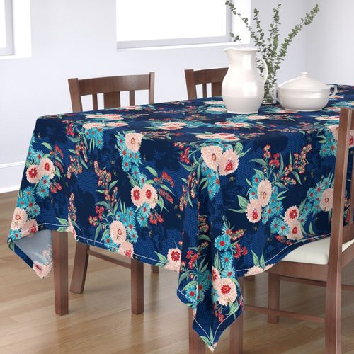 HOME_GOOD_RECTANGULAR_TABLE_CLOTH