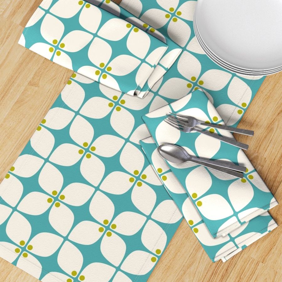 HOME_GOOD_TABLE_RUNNER