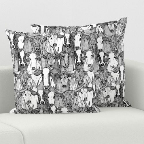 HOME_GOOD_SQUARE_THROW_PILLOW