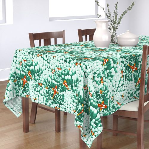 HOME_GOOD_RECTANGULAR_TABLE_CLOTH