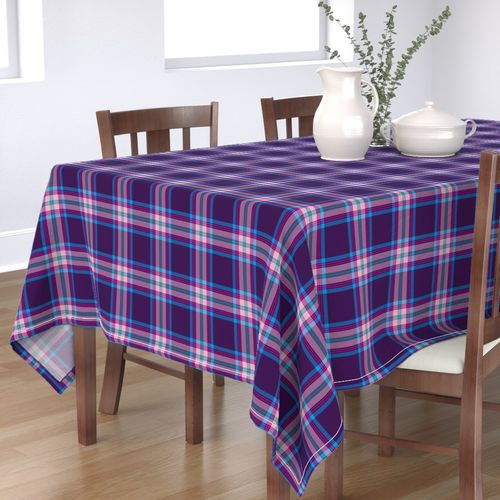 HOME_GOOD_RECTANGULAR_TABLE_CLOTH