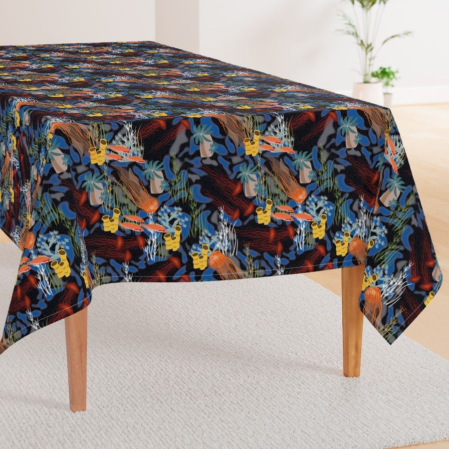 HOME_GOOD_RECTANGULAR_TABLE_CLOTH