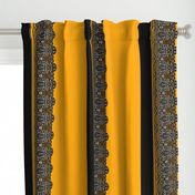 High Contrast Yellow Lace Border