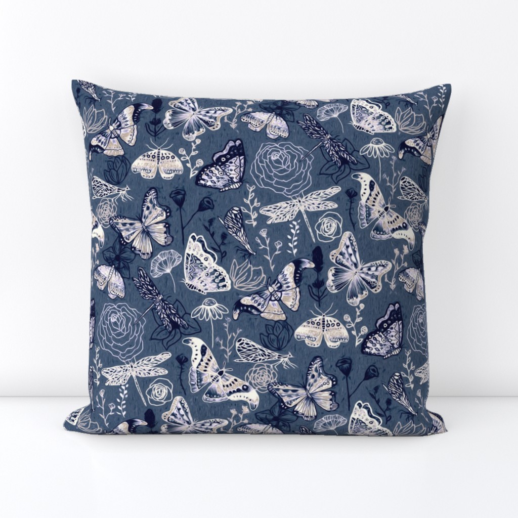  Dragonflies, Butterflies And Moths In White, Navy And Grey Blue - Big