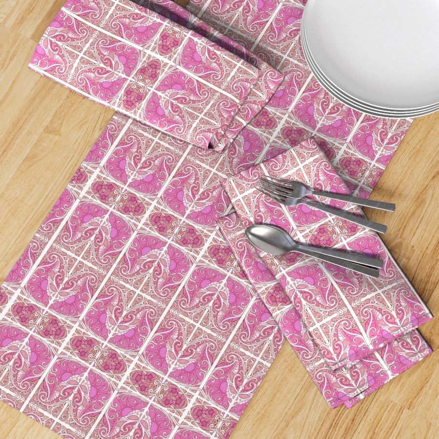 HOME_GOOD_TABLE_RUNNER