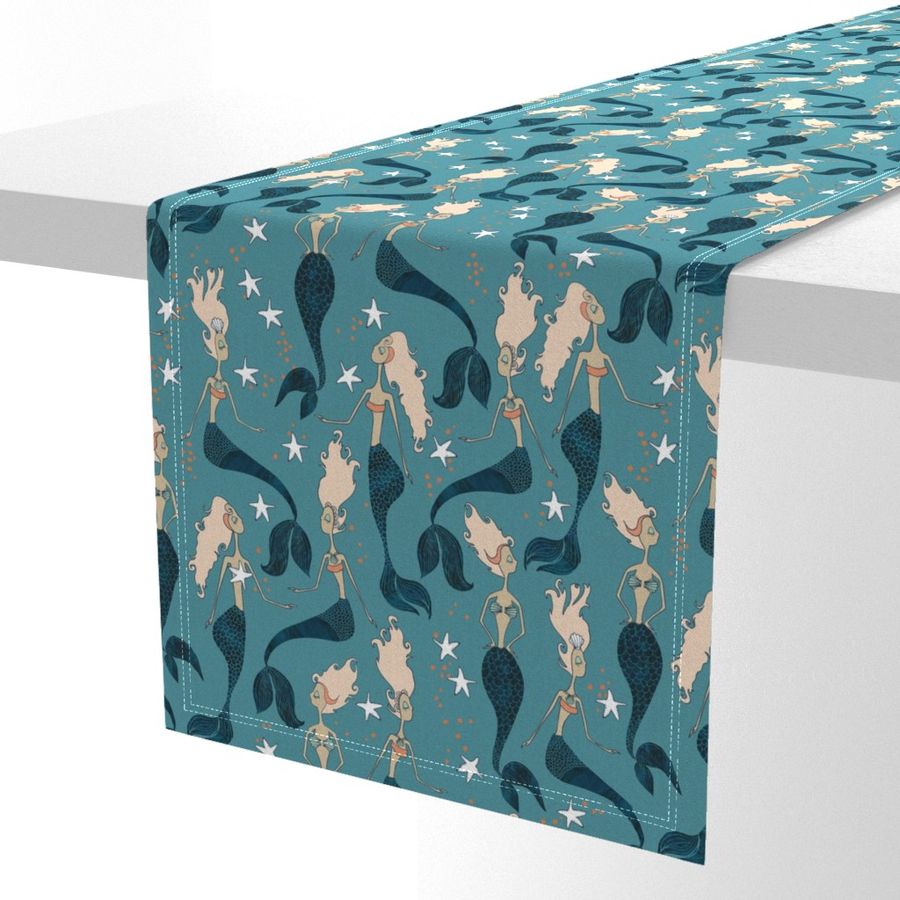 HOME_GOOD_TABLE_RUNNER