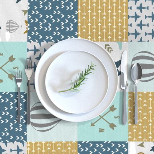 HOME_GOOD_RECTANGULAR_TABLE_CLOTH