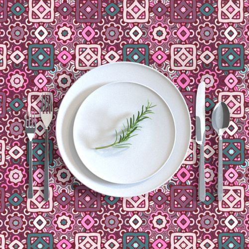 HOME_GOOD_RECTANGULAR_TABLE_CLOTH