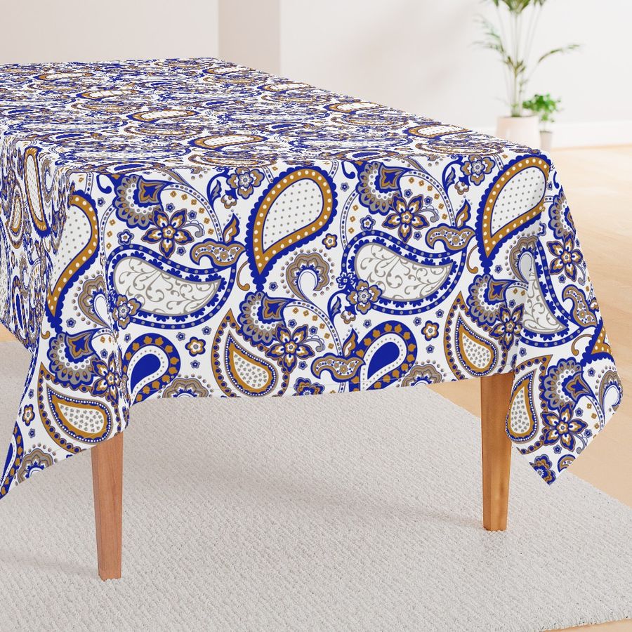 HOME_GOOD_RECTANGULAR_TABLE_CLOTH