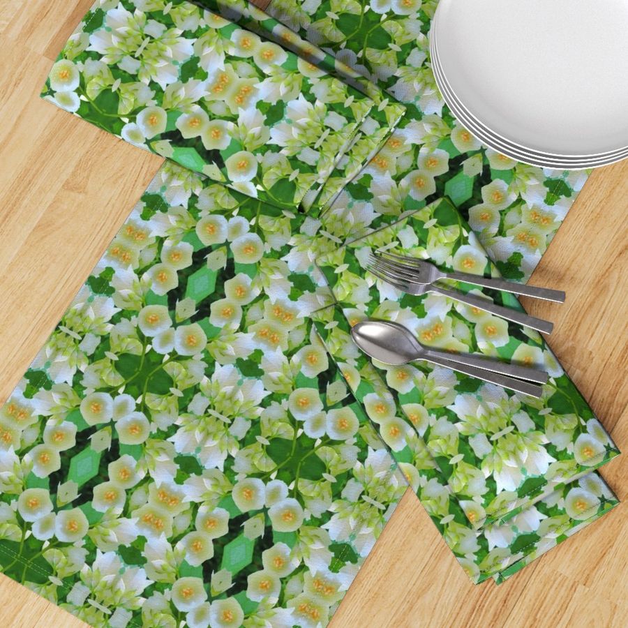 HOME_GOOD_TABLE_RUNNER