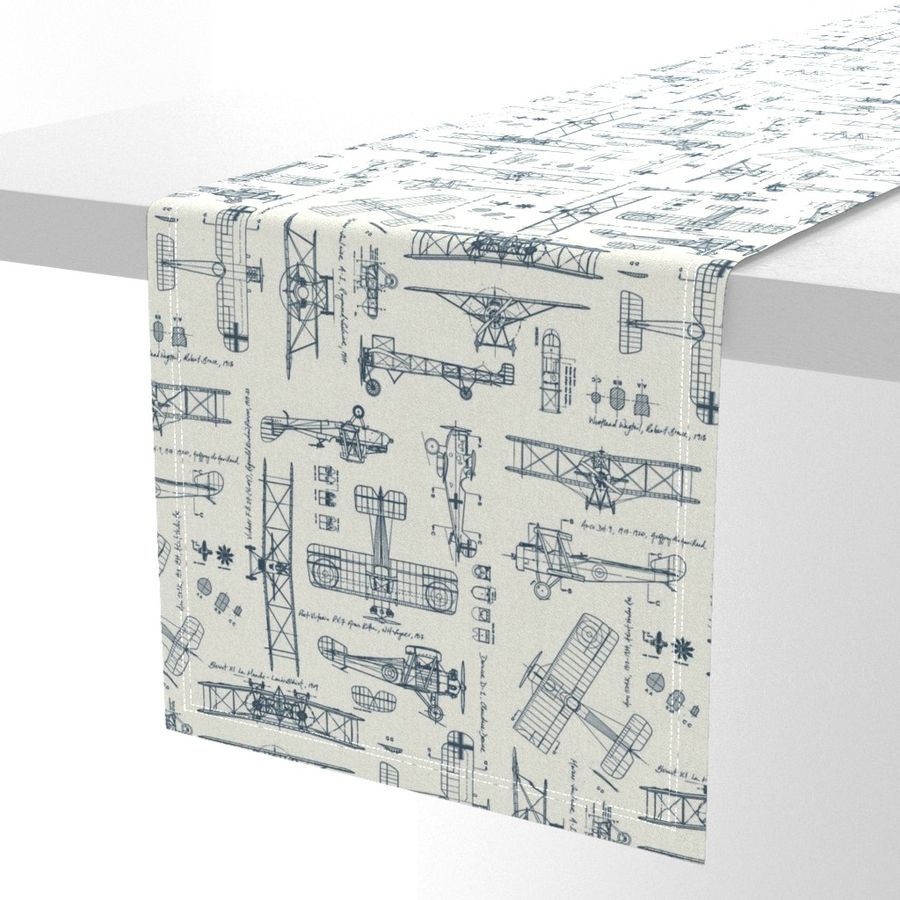 HOME_GOOD_TABLE_RUNNER