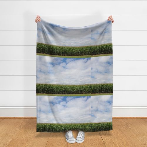 HOME_GOOD_THROW_BLANKET