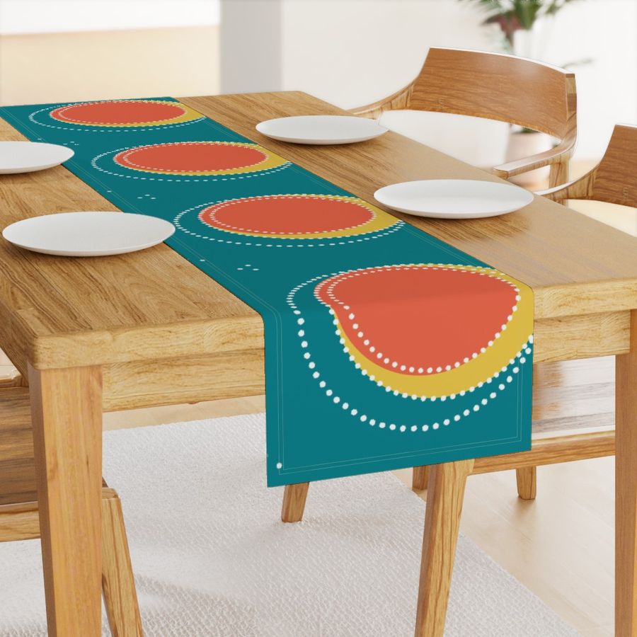 HOME_GOOD_TABLE_RUNNER