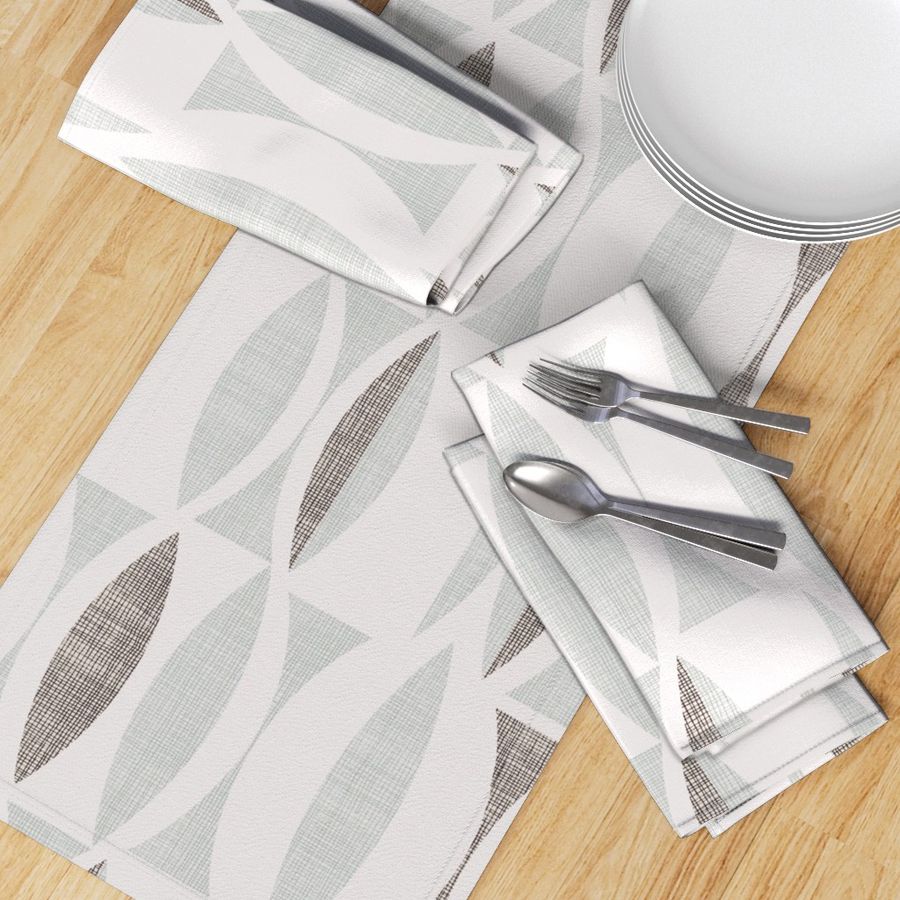 HOME_GOOD_TABLE_RUNNER