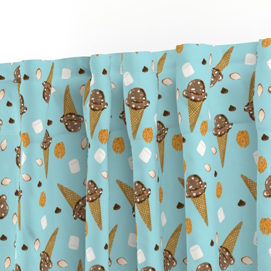 HOME_GOOD_CURTAIN_PANEL