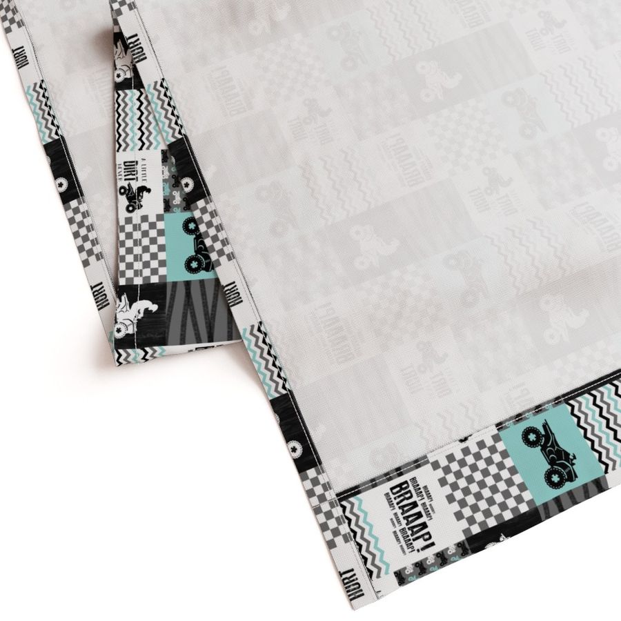 3 inch 4 Wheel/ATV/A little Dirt Never Hurt - Wholecloth Cheater Quilt - Rotated