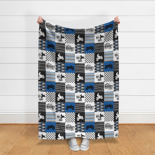 HOME_GOOD_THROW_BLANKET