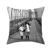 Brooklyn Bridge 20'' Pillow Cover