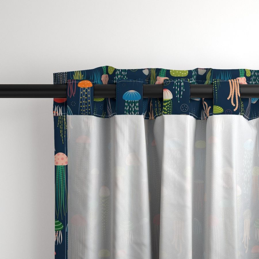 HOME_GOOD_CURTAIN_PANEL