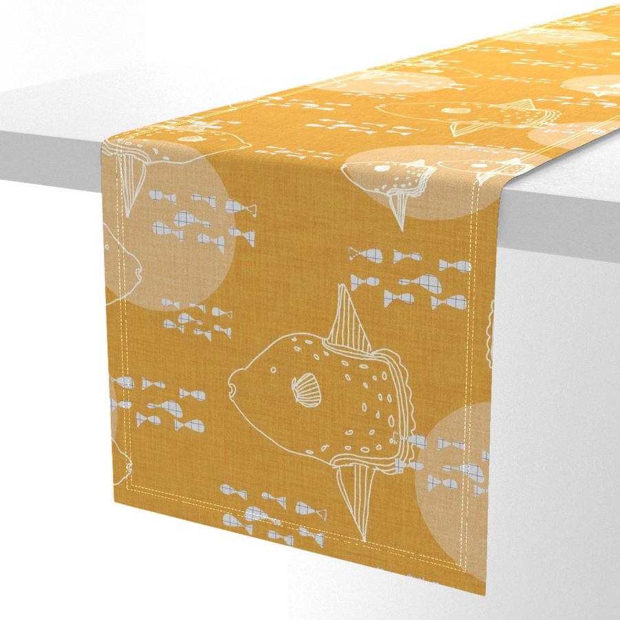 HOME_GOOD_TABLE_RUNNER