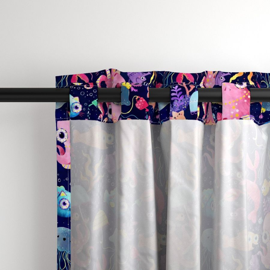 HOME_GOOD_CURTAIN_PANEL