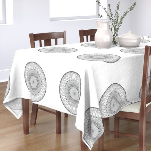 HOME_GOOD_RECTANGULAR_TABLE_CLOTH