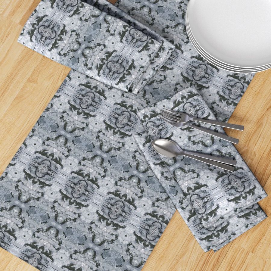 HOME_GOOD_TABLE_RUNNER