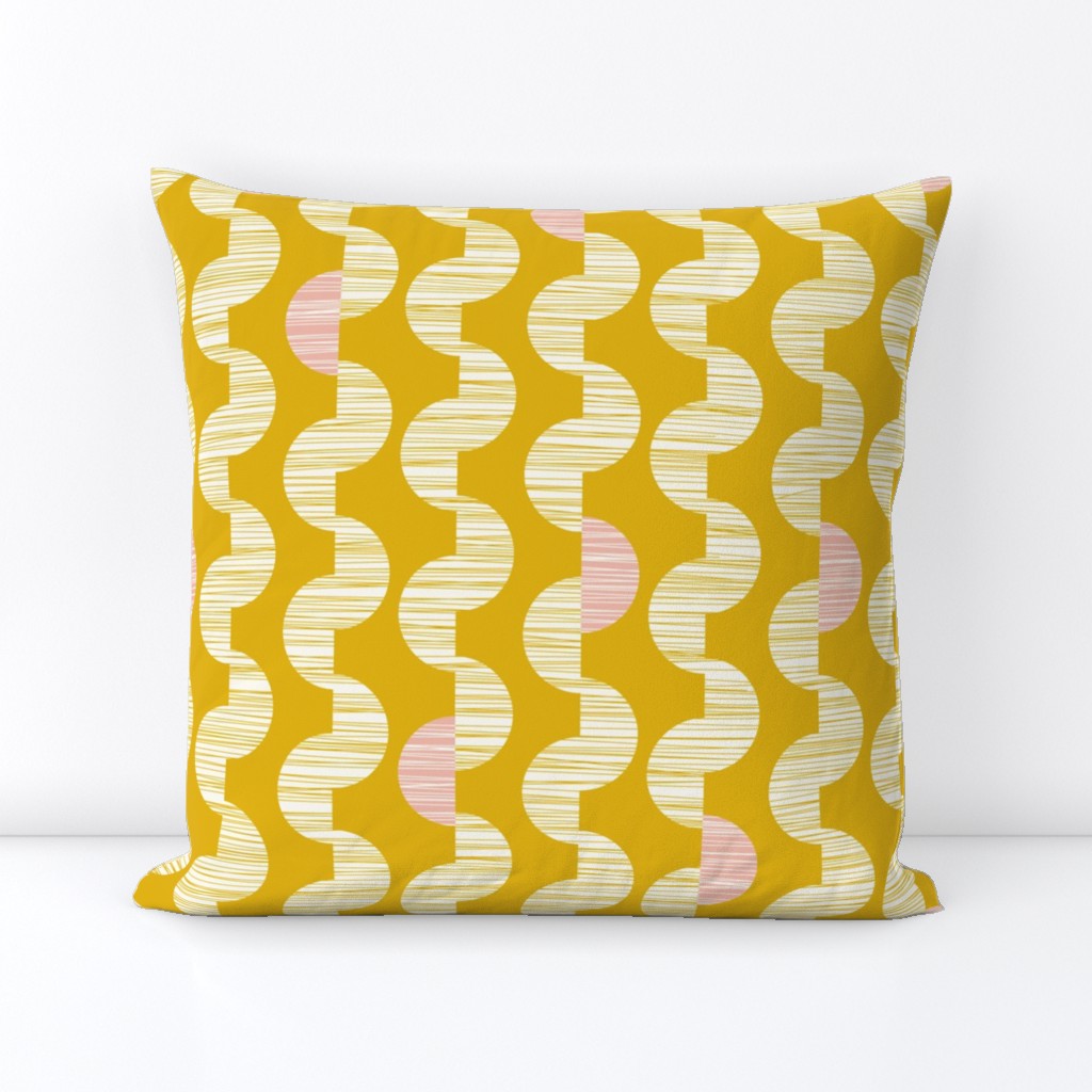 Chelsea - Goldenrod & Blush Retro Geometric