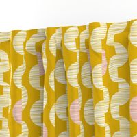 Chelsea - Goldenrod & Blush Retro Geometric