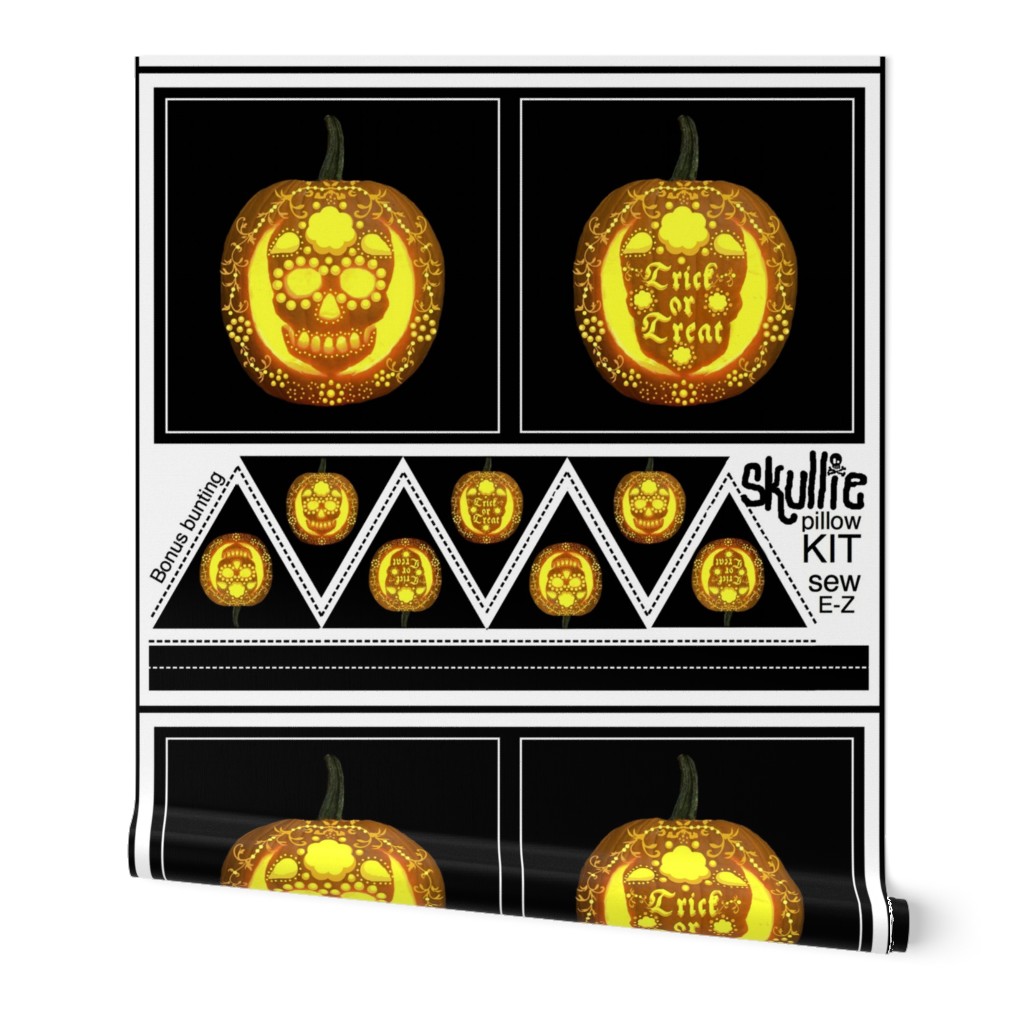 Skullie jack o' lantern pillow kit