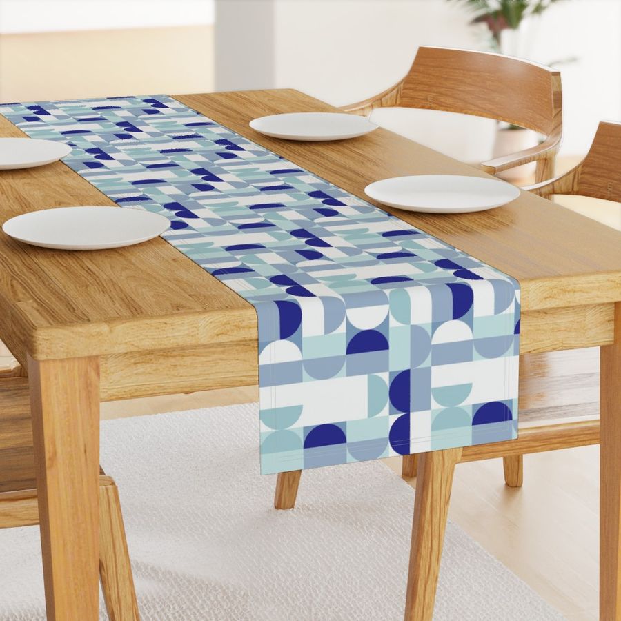 HOME_GOOD_TABLE_RUNNER