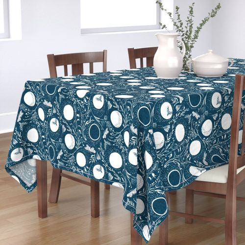 HOME_GOOD_RECTANGULAR_TABLE_CLOTH