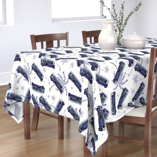 HOME_GOOD_RECTANGULAR_TABLE_CLOTH